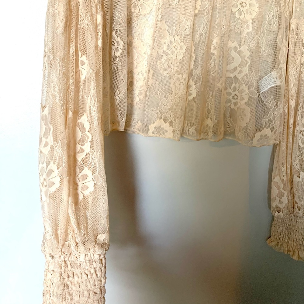 F21 cream lace blouse - Picture 2 of 7